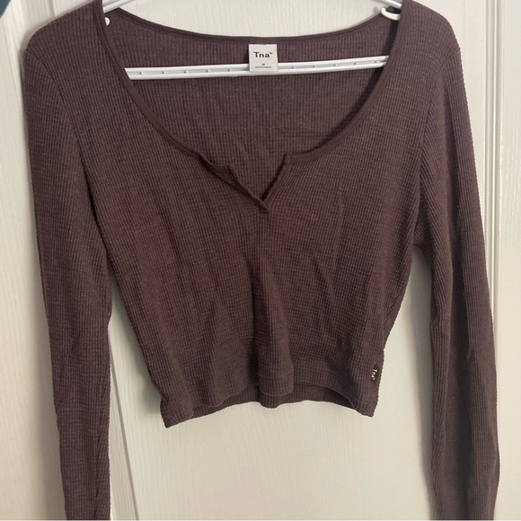 TNA long sleeve - Picture 2 of 4